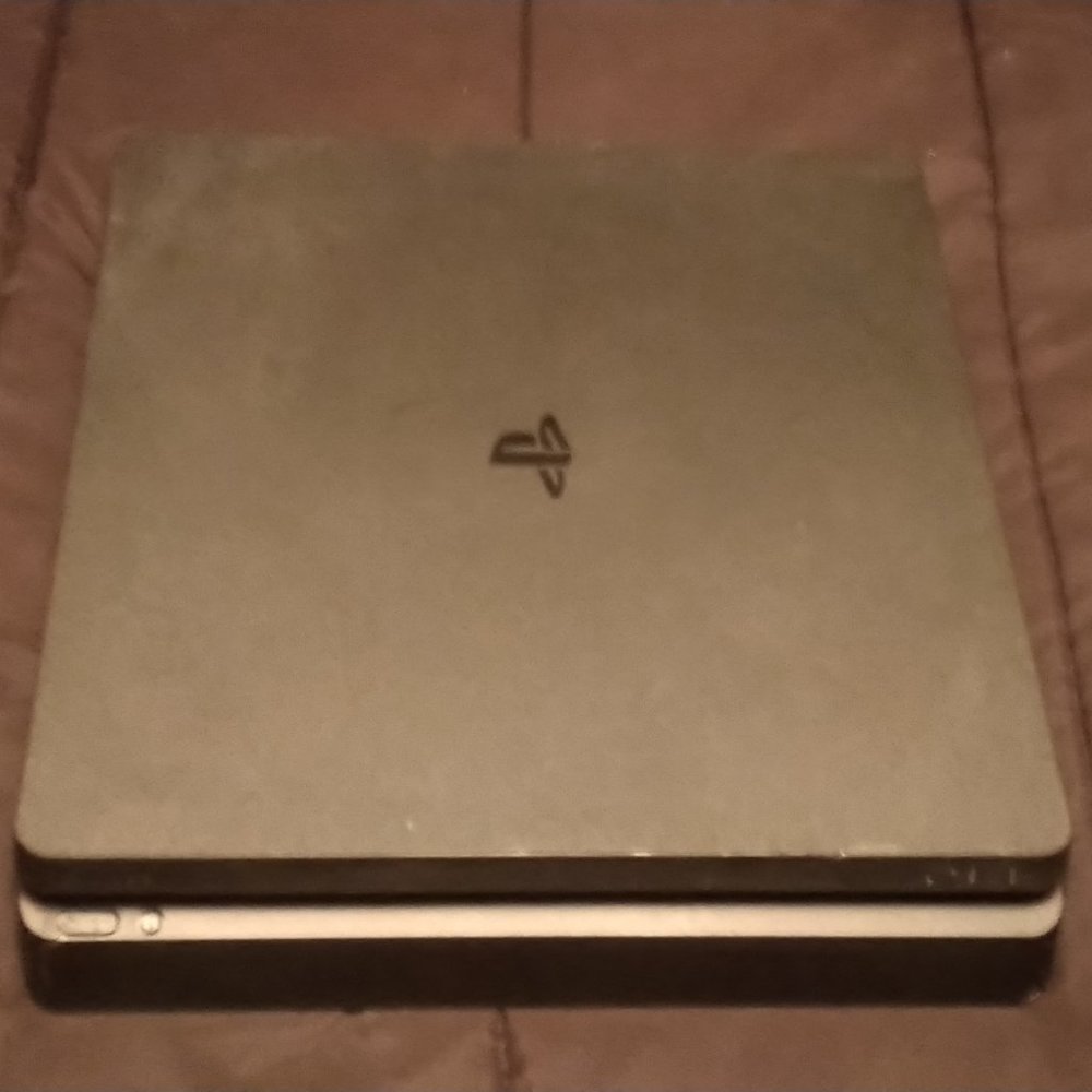 Sony Playstation PS4 Slim 500gb (Black) Refurbished Console Only CUH-2015A